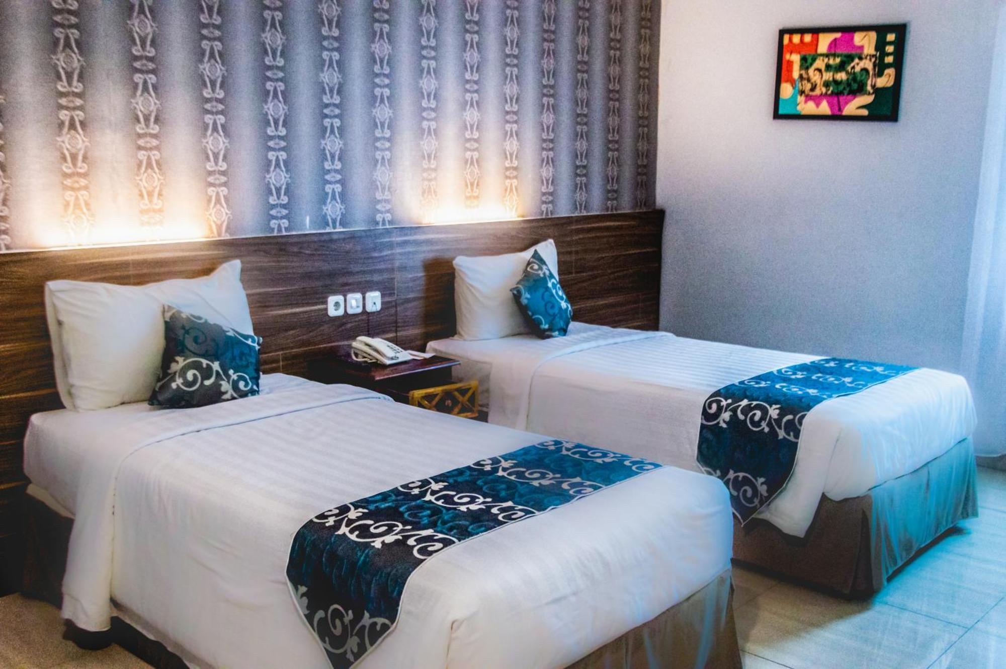 Grand Amira Hotel Solo, Azana Hotels Collection Kültér fotó