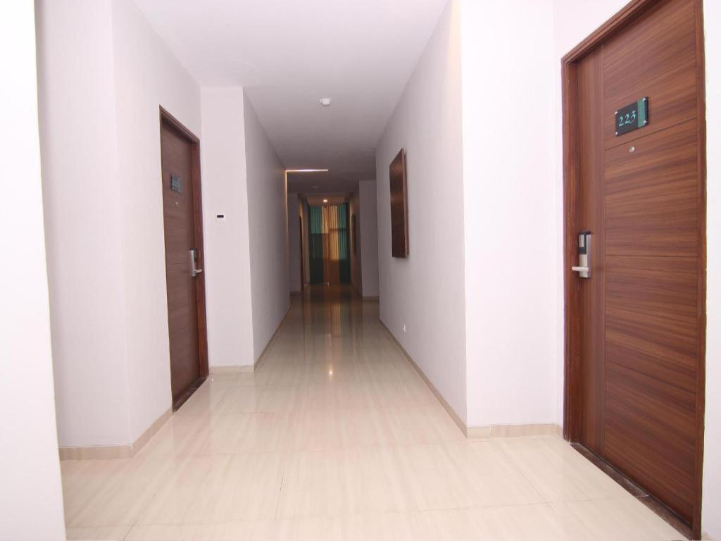 Grand Amira Hotel Solo, Azana Hotels Collection Kültér fotó
