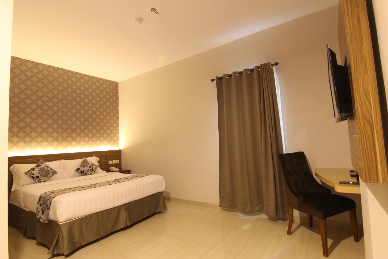 Grand Amira Hotel Solo, Azana Hotels Collection Kültér fotó