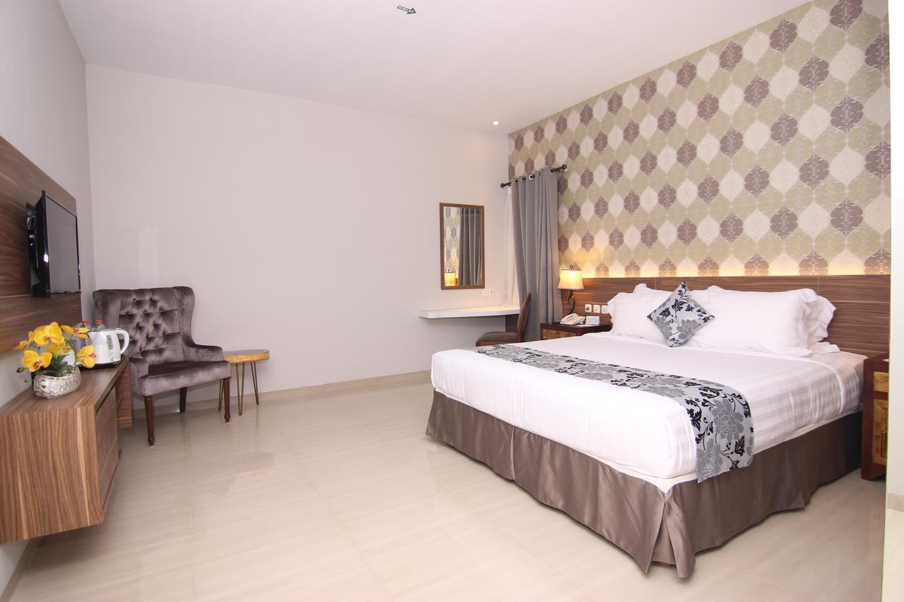 Grand Amira Hotel Solo, Azana Hotels Collection Kültér fotó